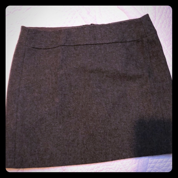 Gray skirt. Wool/poly - Picture 1 of 3